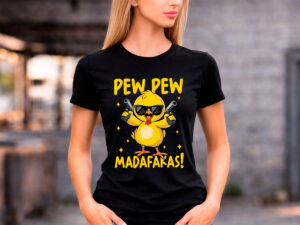 дамска черна тениска pew pew madafakas с пиленце и слънчеви очила